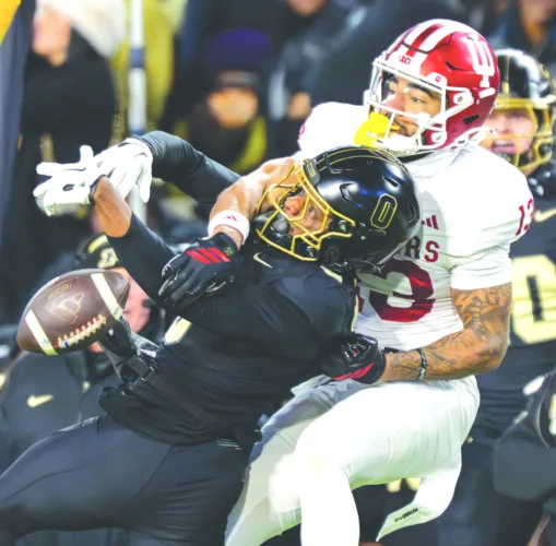 Appeals court halts athletes’ extra year in college, but not much else